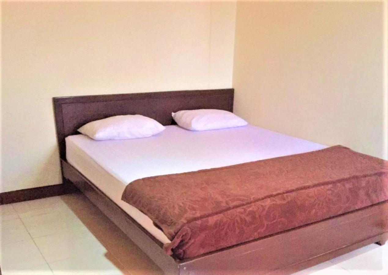Hotel Aroma Inn Pontianak Exterior foto